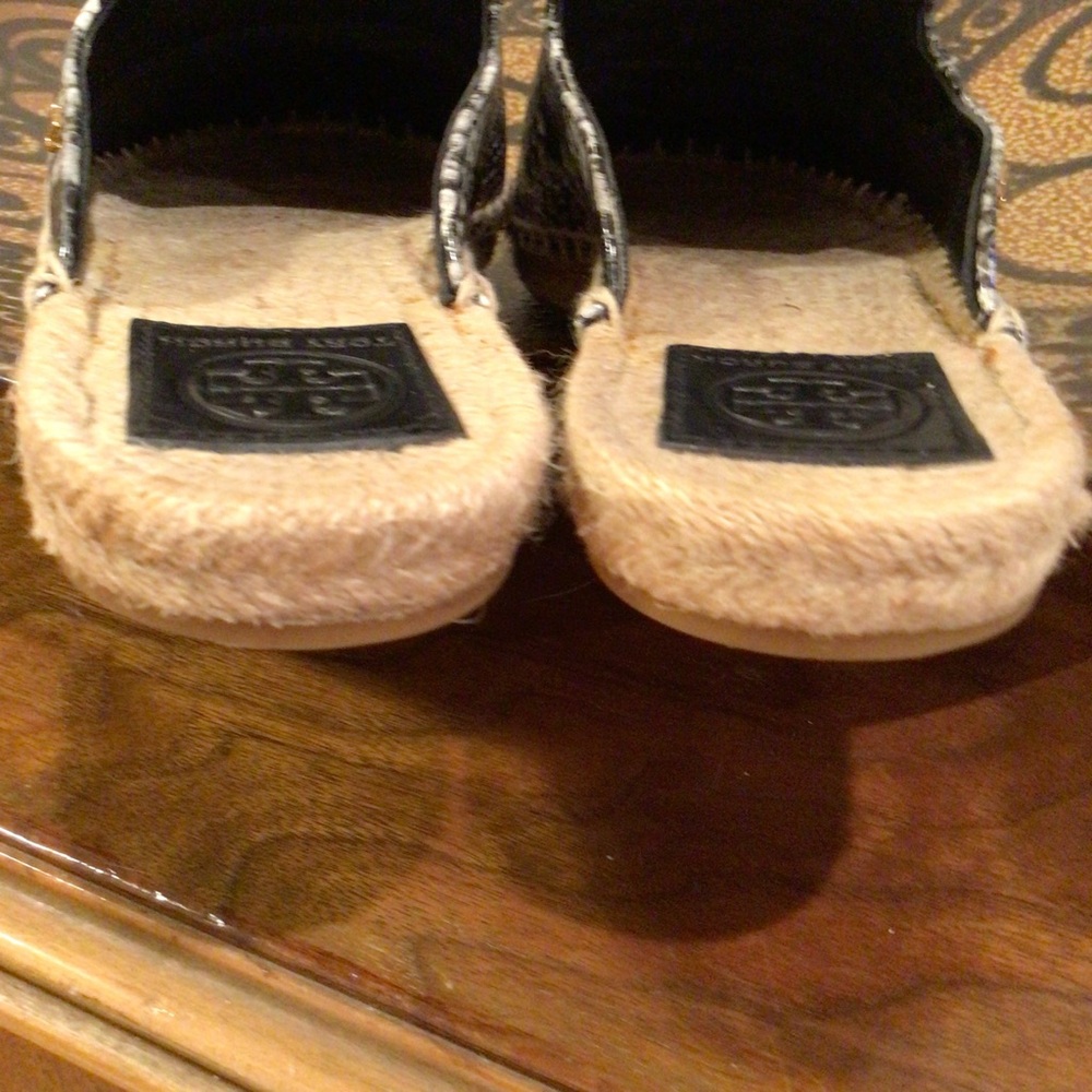 Tory Burch Max snake print espadrille mules - Picture 9 of 11